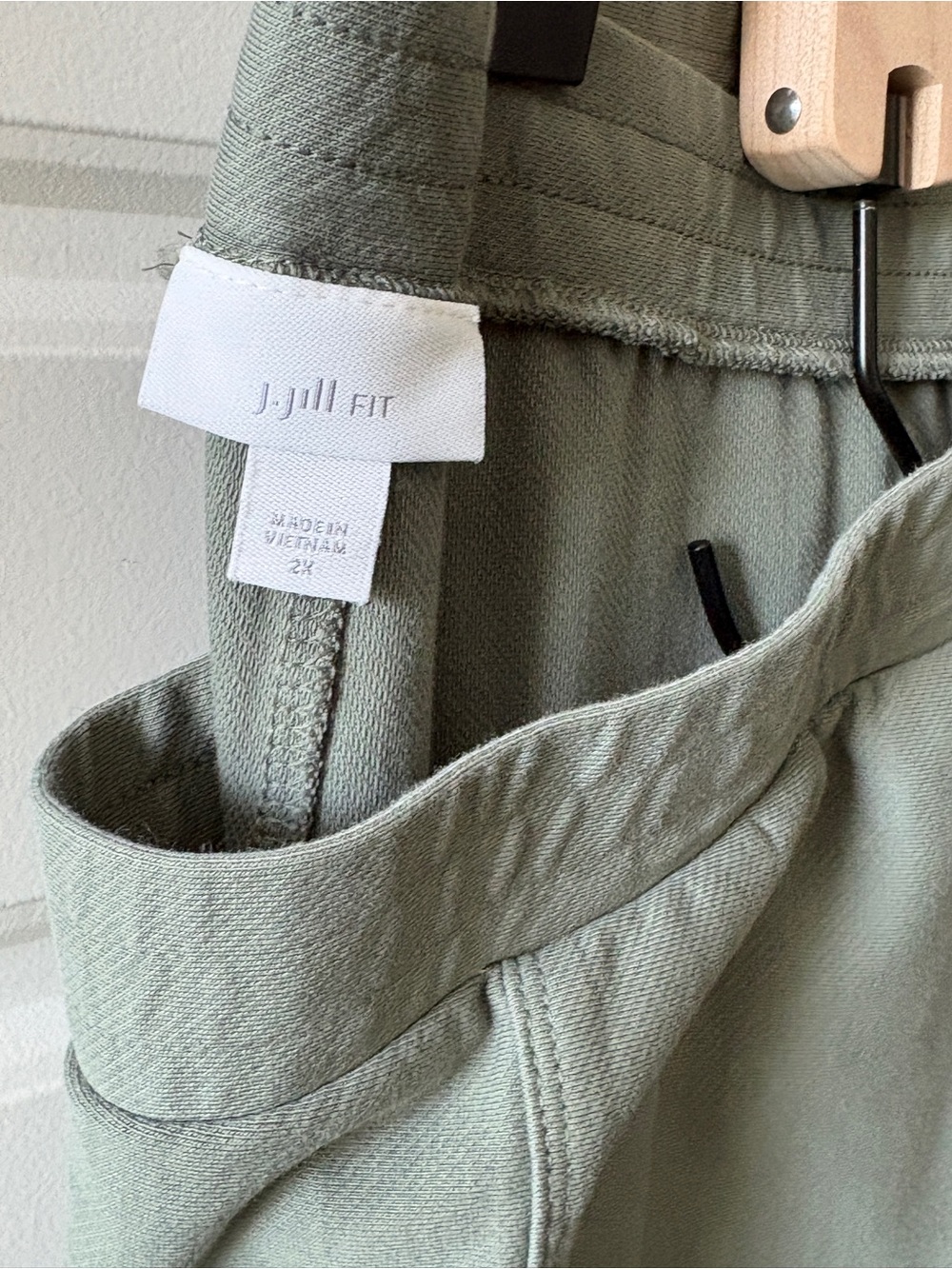 J. Jill Women’s Fit pants in Olive Green
